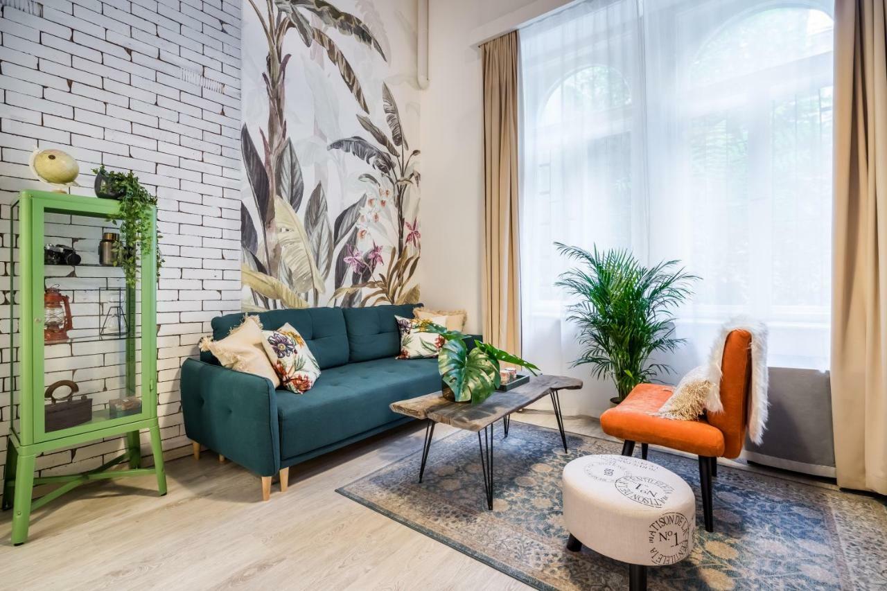 Own Budapest At Gozsdu Exterior photo