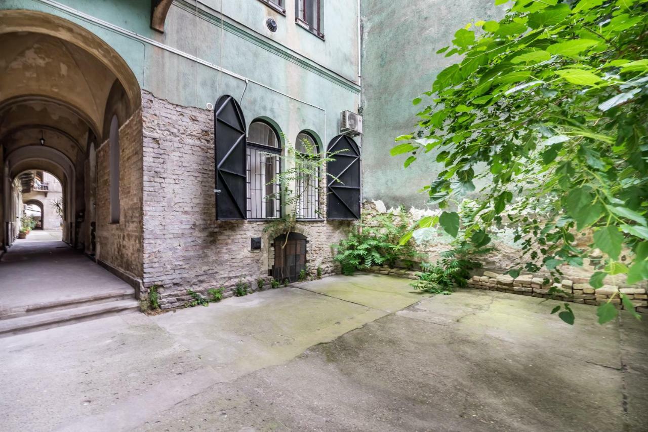 Own Budapest At Gozsdu Exterior photo